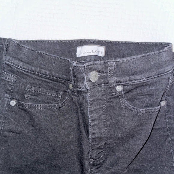 LOFT Skinny Jeans - Picture 2 of 4